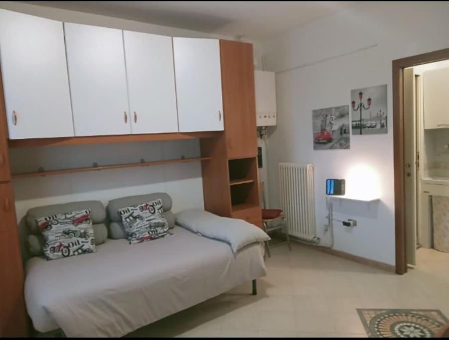 Monolocale A Módena